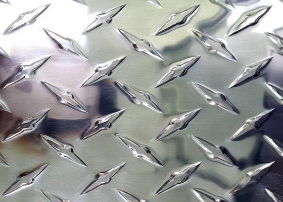 China A folha de alumínio aumentada do diamante/5 barra a placa de alumínio da placa do passo para pavimentar fornecedor