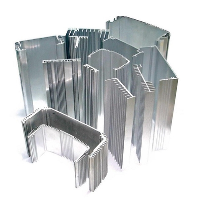 China A extrusão de alumínio resistente ao calor perfila a espessura personalizada do comprimento fornecedor
