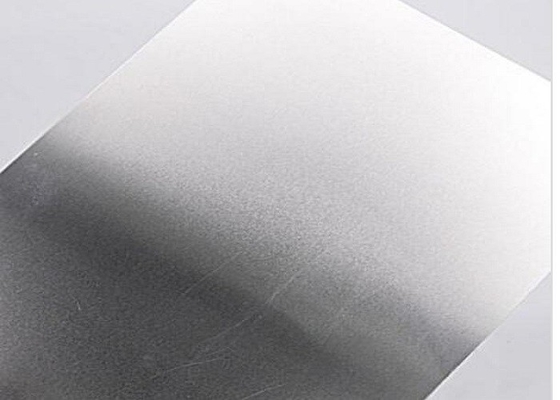 China 3105 placas da liga de alumínio/folha de alumínio lisa com o tamanho personalizado fornecedor