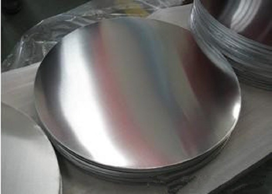 China Círculo de alumínio brilhante 1060 da folha superfície 1050 1100 lustrada para a caixa do dentífrico fornecedor